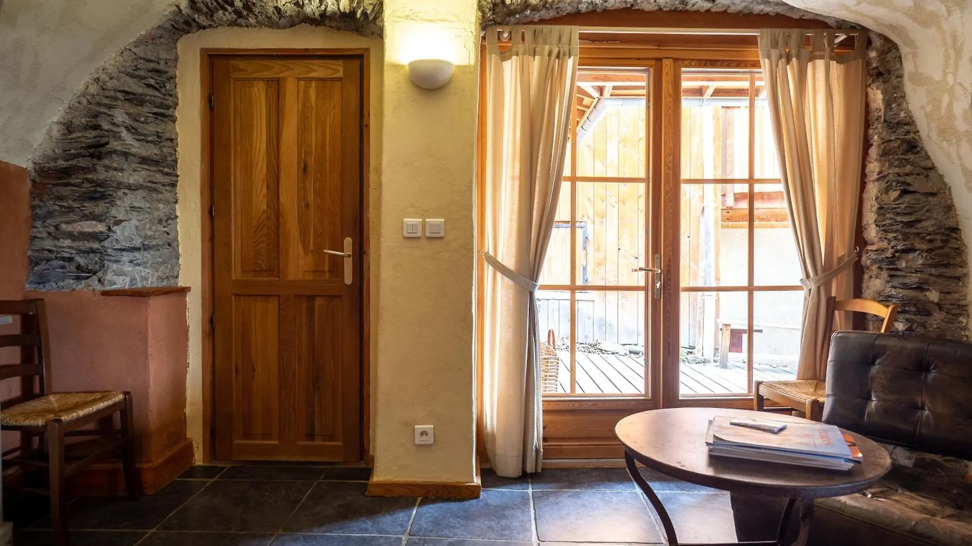 Chalet Chalet,14 P, 230M2,Sauna,Billard,Source Villard-Reculas